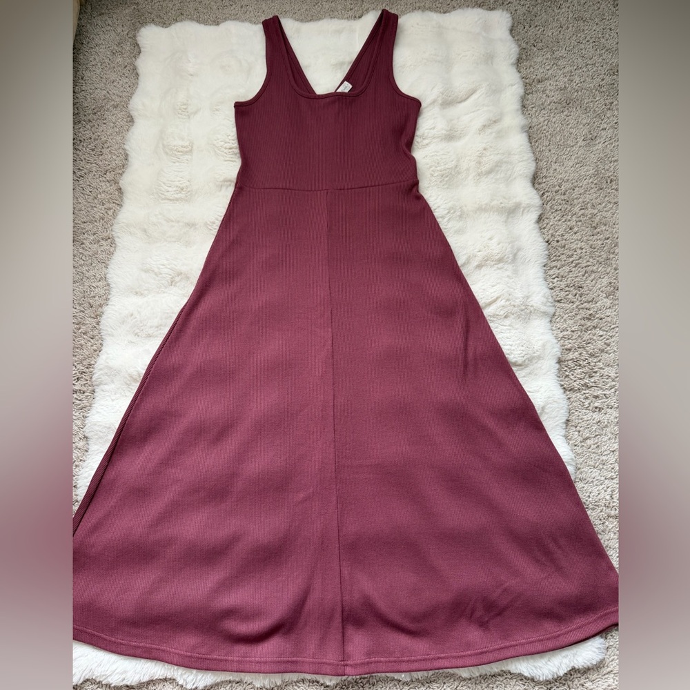 Treasure & Bond Sleeveless Stretch Midi Dress in Mauve - Picture 5 of 8